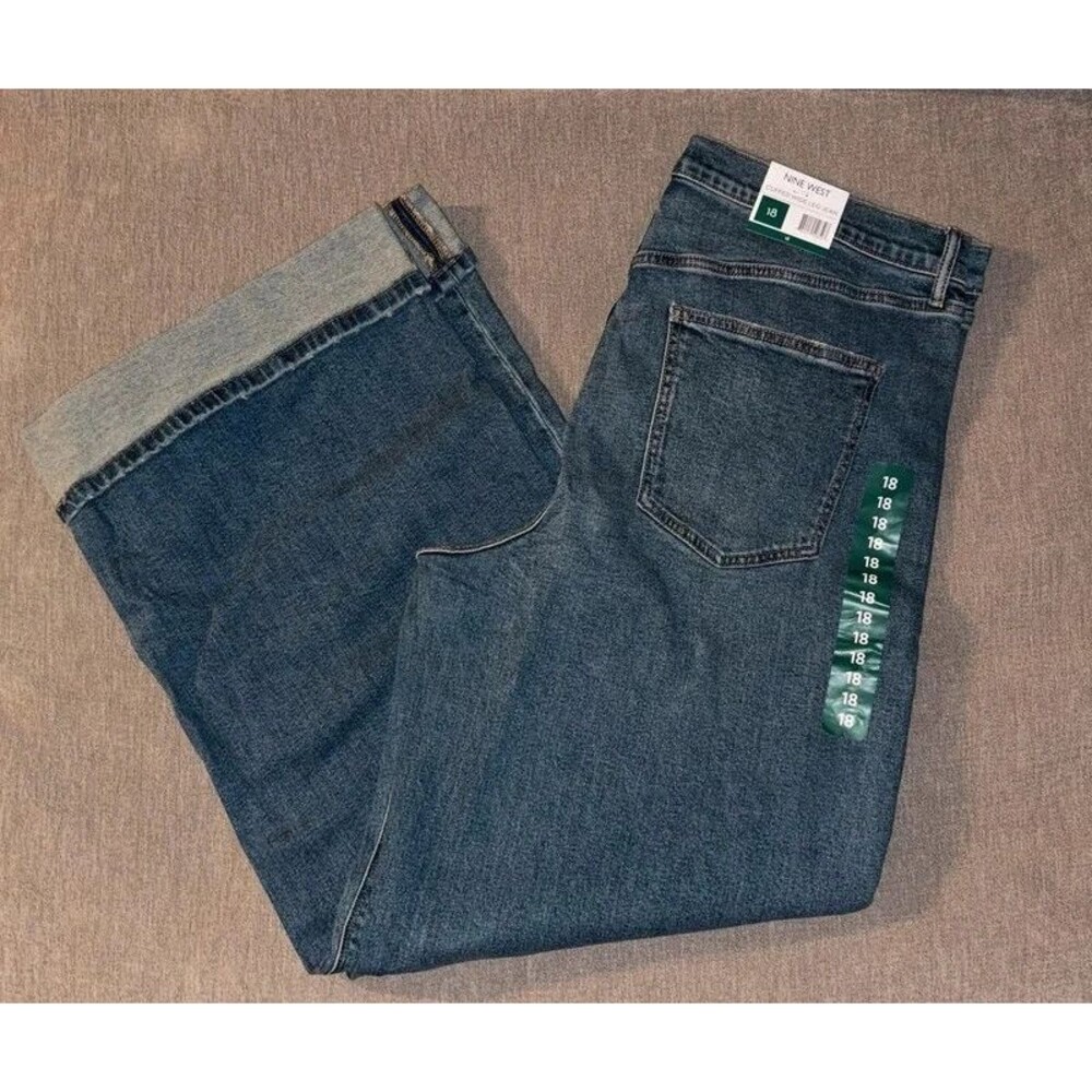 Nine West High Rise Cuffed Wide Legged Jeans Size 18